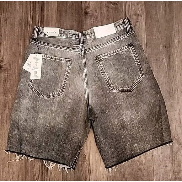 NWT Seven For All Mankind Women’s Sz 31 The Easy James Jean Shorts Grey Bermuda - Picture 2 of 14